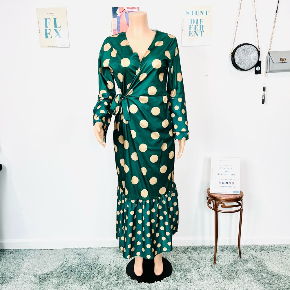 Elegant Duster / Wrap Dress: XL